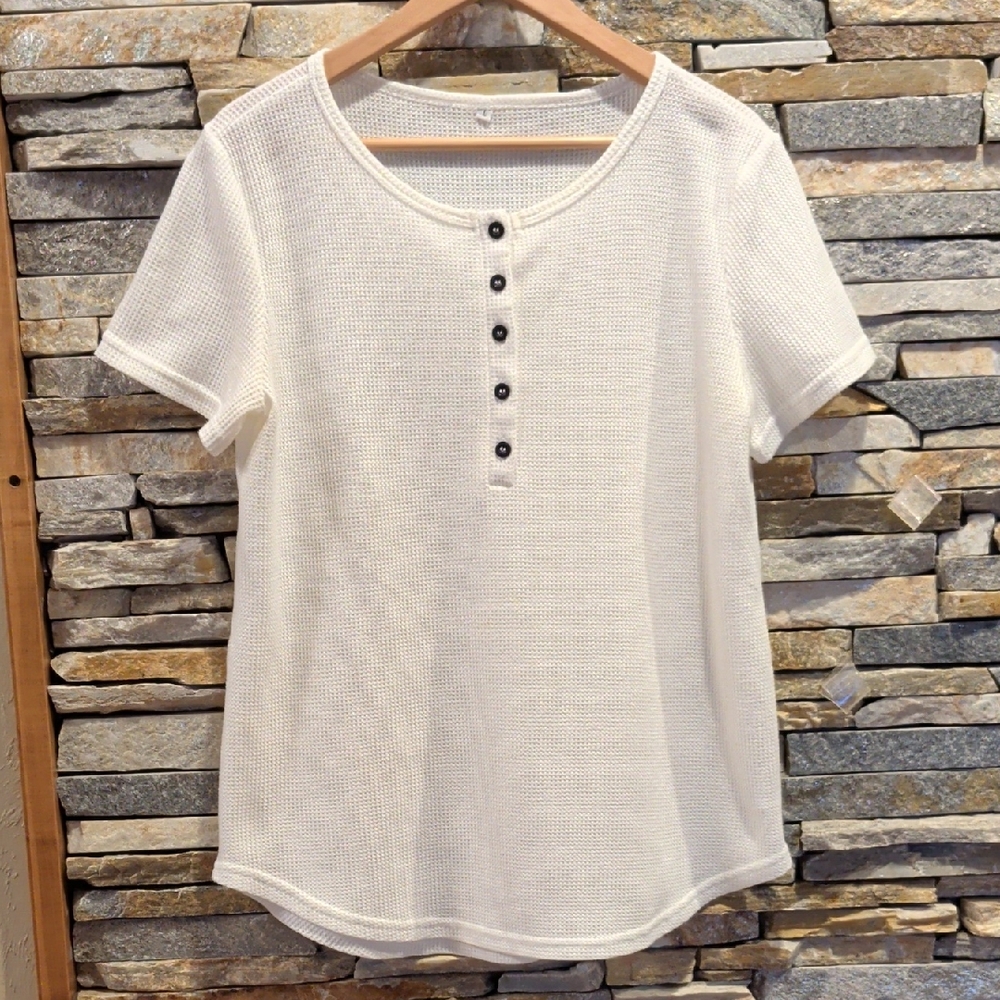 Women's White Short-Sleeve Henley Top, Size L